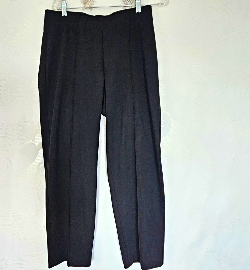 Croft & Barrow Womens Medium Black Pleated Front Dress Pants Career Minimalist